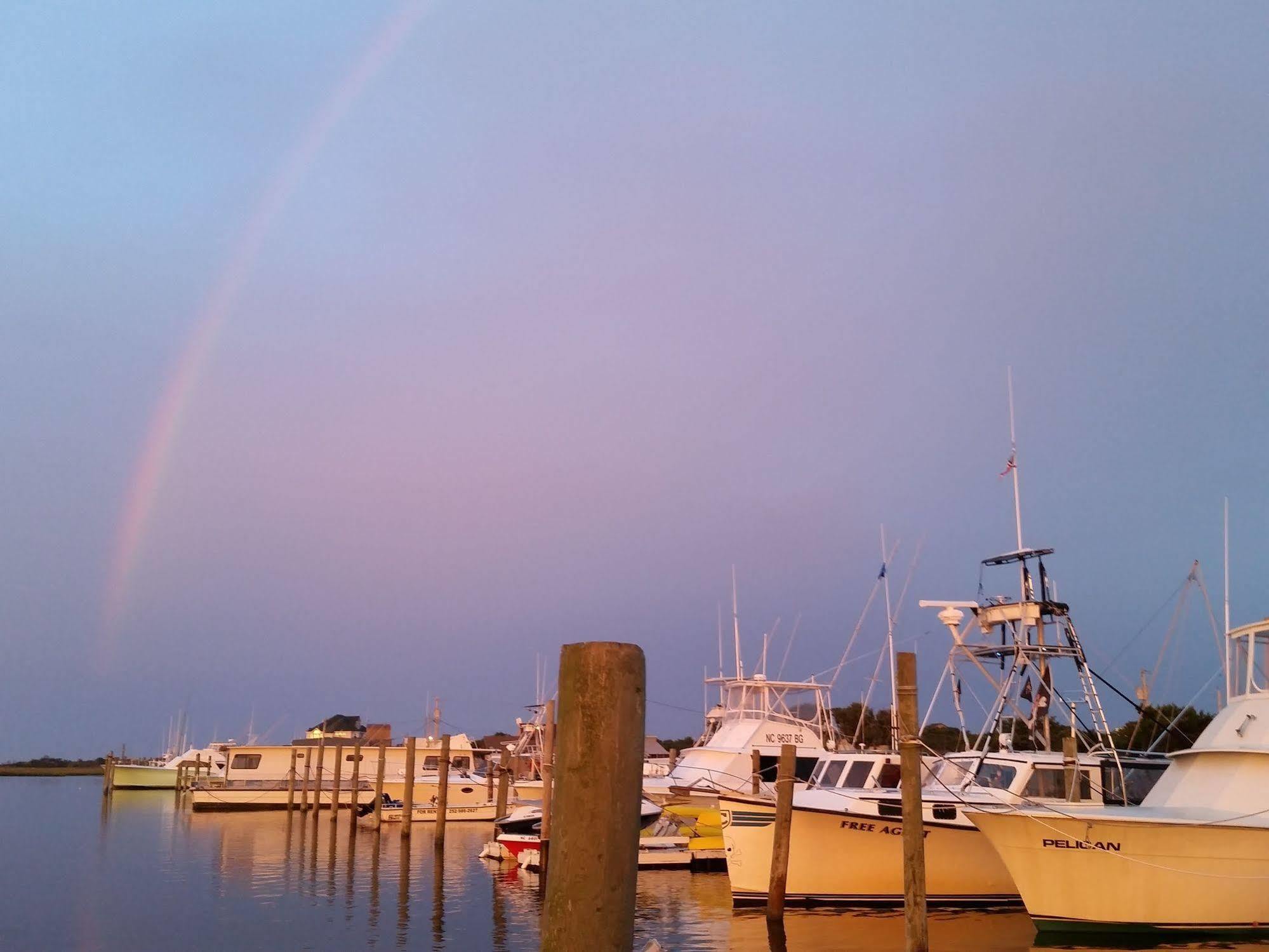 Breakwater Inn Hatteras Buitenkant foto