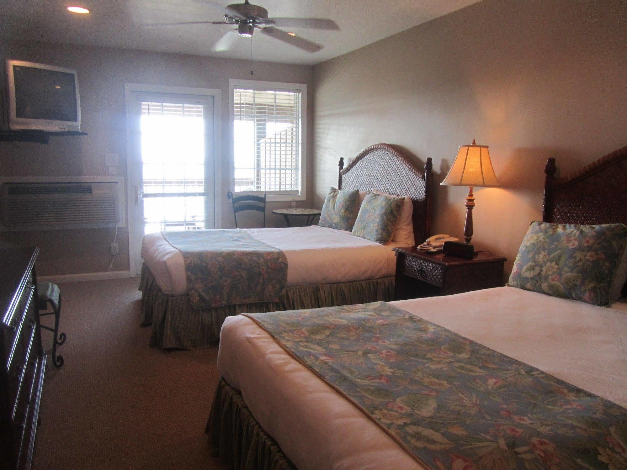 Breakwater Inn Hatteras Buitenkant foto